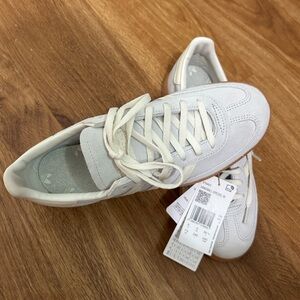 Adidas spezial sliver shoes sz 7.5